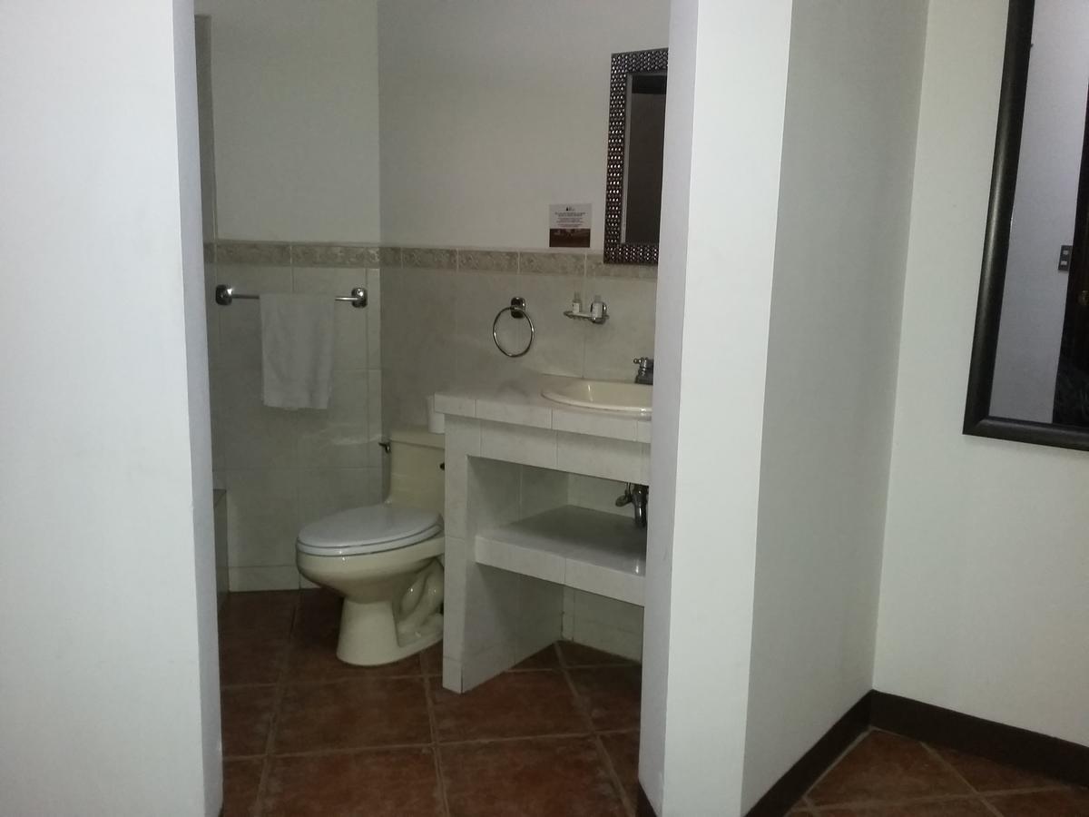 Casa San Bartolome Hotell San Bartolome Milpas Altas Eksteriør bilde